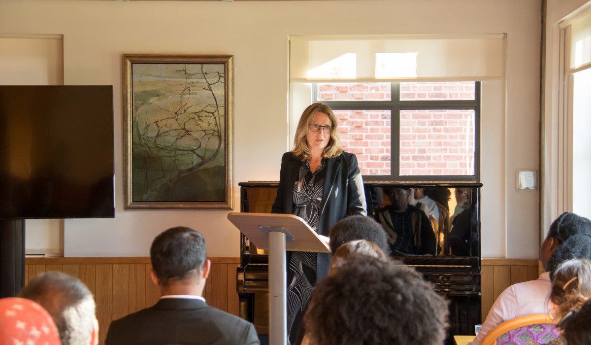 Alison Fort talking to audience at Lucy Cavendish College