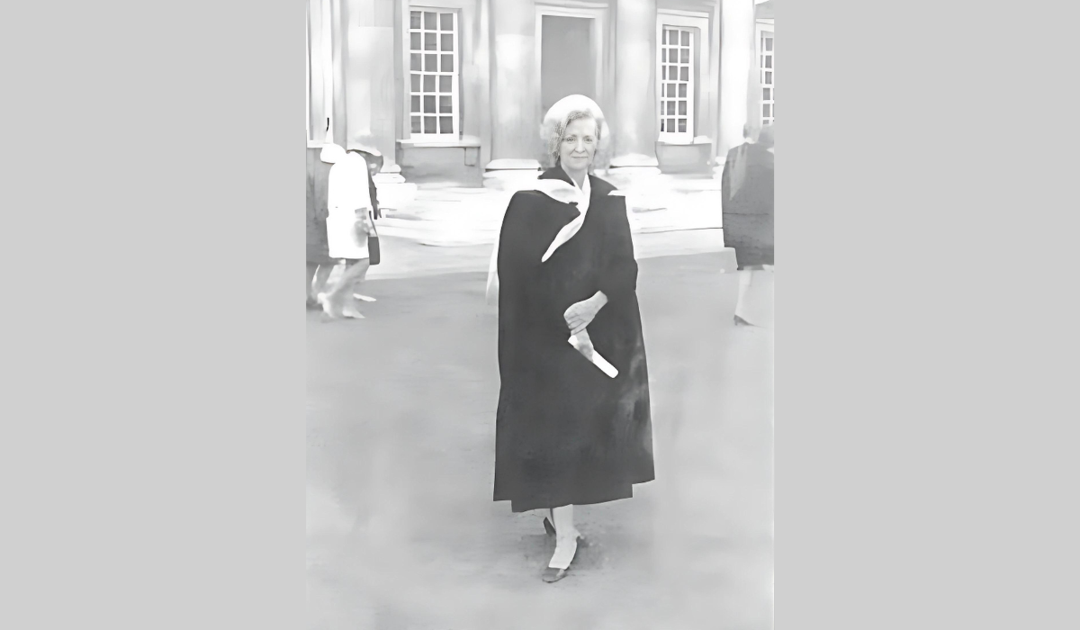 Mrs Natasha Squire outside the Senate House, 1968