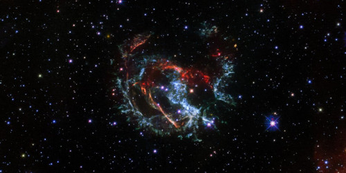 Supernova blast pillars
